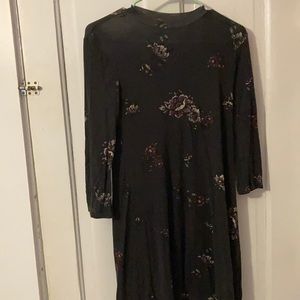 Long sleeve floral shift dress
